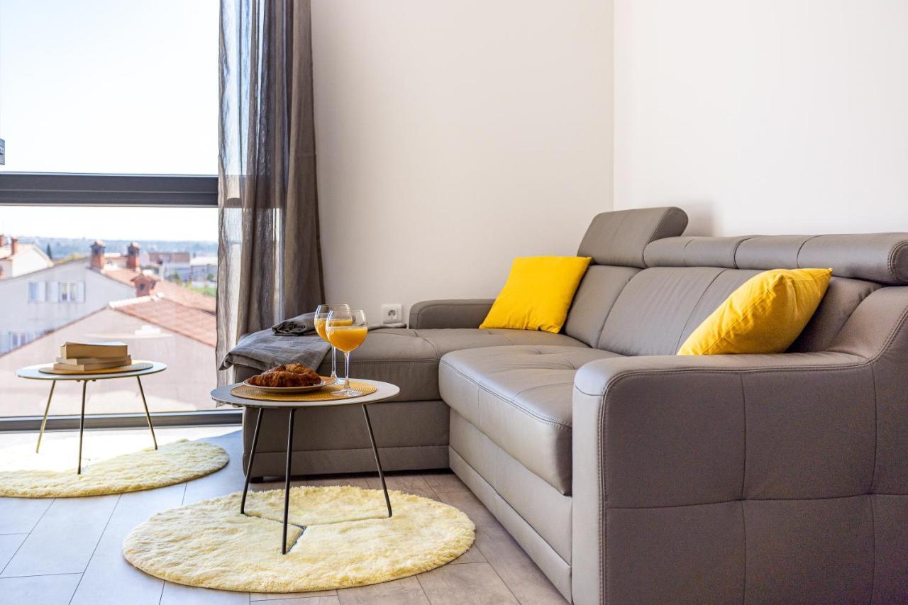 Apartment M****, New City Apartment + Parking Pula Exterior photo